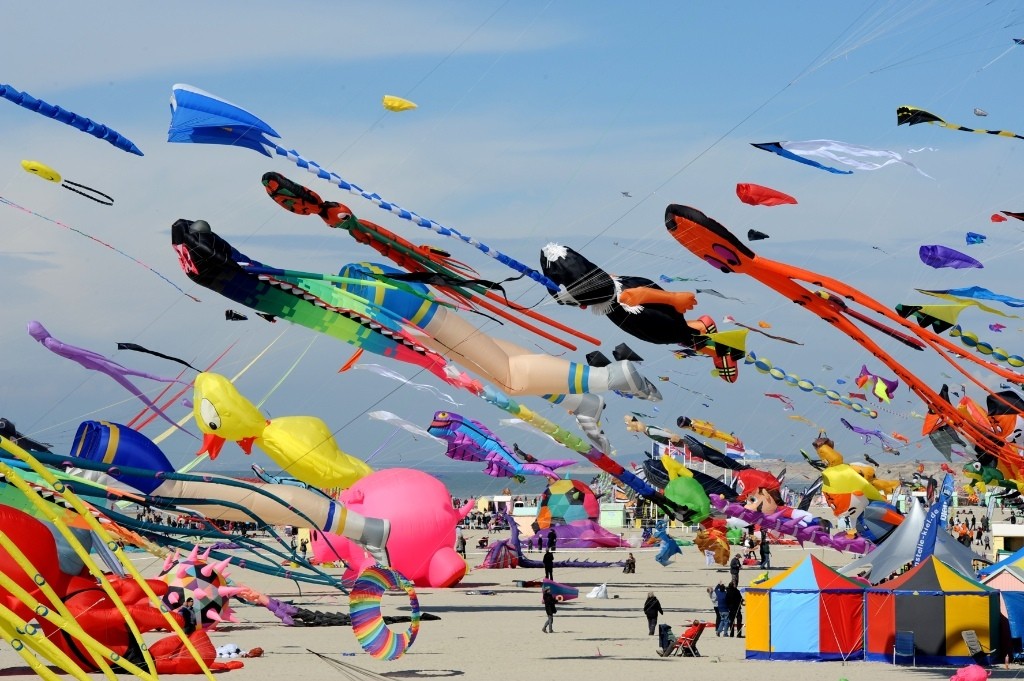RENCONTRES-INTERNATIONALES-DE-CERFS-VOLANTS-DE-BERCK-SUR-MER-1