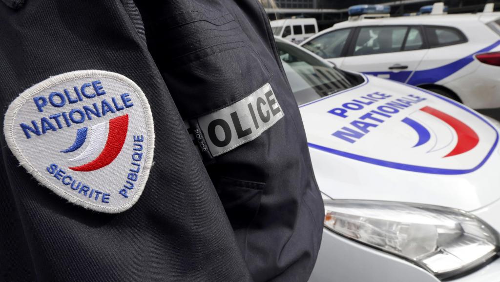 2016-02-08T182306Z_206498613_LR2EC281F28QK_RTRMADP_3_FRANCE-CRIME